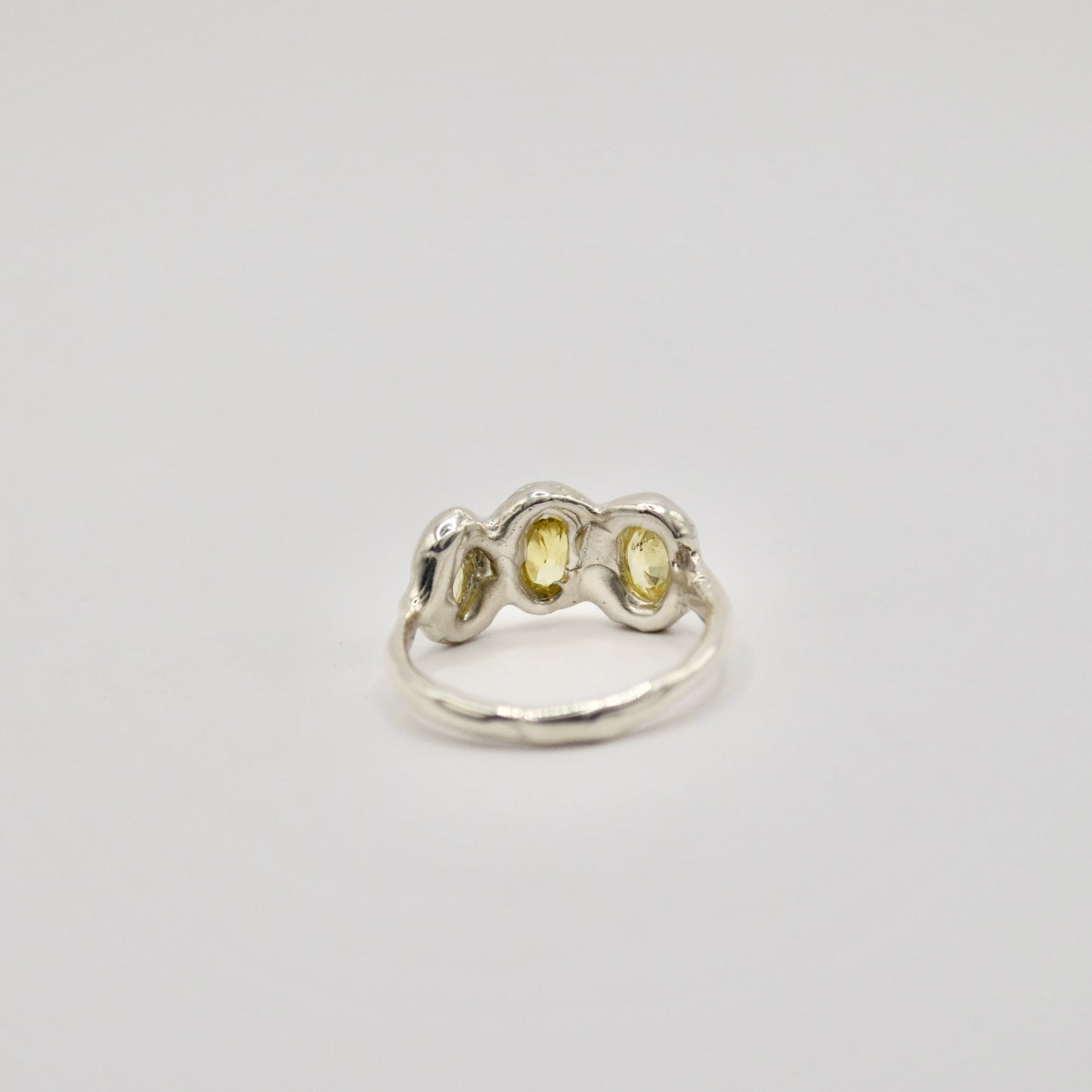 Livi Ring